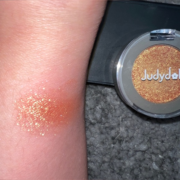 Judydoll Eyeshadow - Picture 1 of 2